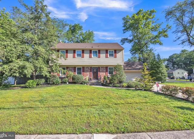 Property at 200 Dorado Dr, Cherry Hill, NJ 08034, 4 beds, 2.5 baths