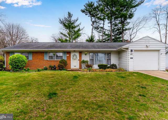 Property at 3 Round Hill Rd, Camp Hill, PA 17011, 3 beds, 2 baths