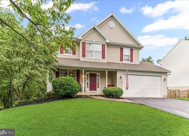 Property at 733 Meadowbrook Dr, Coatesville, PA 19320, 4 beds, 2.5 baths