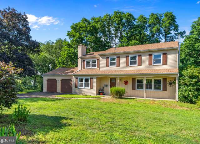 Property at 844 Meadowview Rd, Kennett Square, PA 19348, 4 beds, 2.5 baths