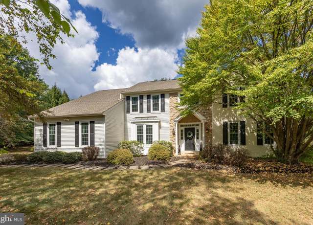 Property at 111 Ash Ridge Dr, Glenmoore, PA 19343, 5 beds, 2.5 baths