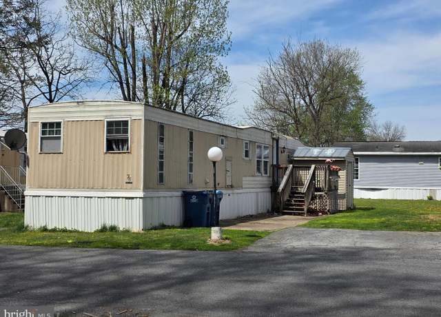 Property at 78 Lake Dr, Middletown, PA 17057, 2 beds, 1 bath