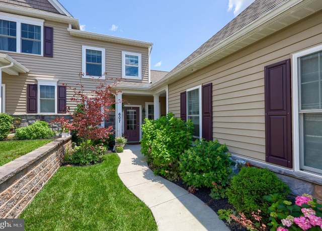 Property at 607 Blue Spruce Dr, Lititz, PA 17543, 3 beds, 2.5 baths