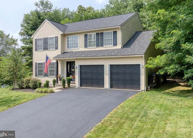 Property at 2606 De Witt Dr, Lancaster, PA 17601, 4 beds, 2.5 baths