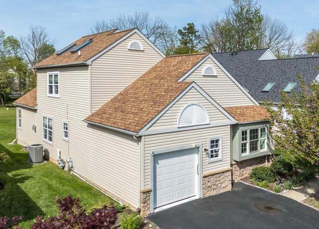 Property at 24 Longcross Rd, Royersford, PA 19468, 3 beds, 3 baths