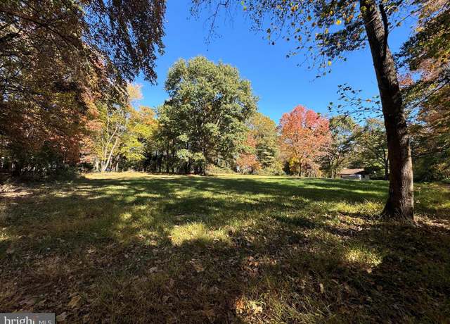 Property at 544 Utterback Store Rd, Great Falls, VA 22066