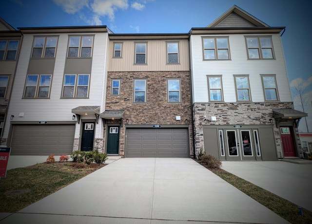 Property at 13209 Nixon Ln, Woodbridge, VA 22193, 3 beds, 3.5 baths