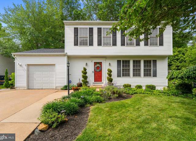 Property at 39 Lawhorn Rd, Stafford, VA 22554, 4 beds, 2.5 baths