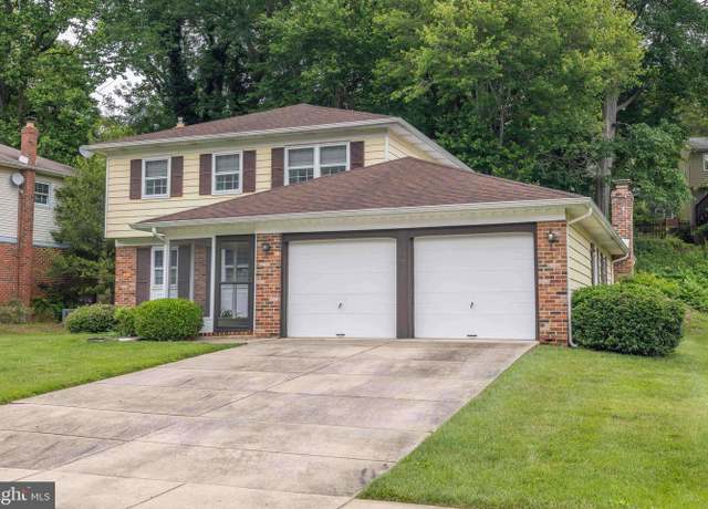 Property at 18 Duvall Ct, Wilmington, DE 19808, 4 beds, 2.5 baths