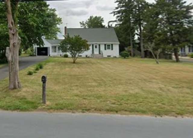 Property at 1517 Savannah Rd, Lewes, DE 19958, 3 beds, 1 bath