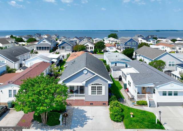 Property at 157 Sandy Hill Dr, Ocean City, MD 21842, 3 beds, 2 baths