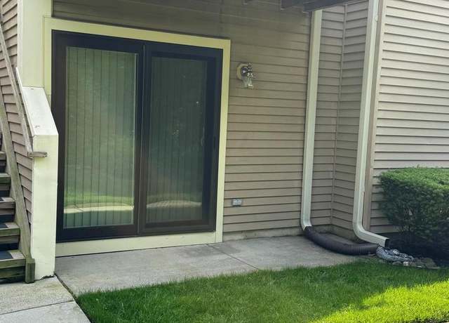 Property at 225 Barclay Ct, West Deptford, NJ 08051, 2 beds, 2 baths