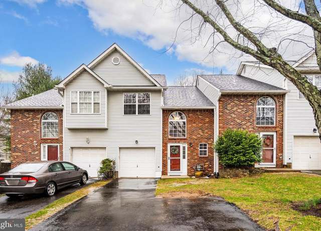 Property at 813 Lily Ln, Ewing, NJ 08638, 2 beds, 2.5 baths