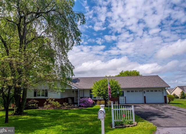 Property at 169 Lincoln Ln, Bellefonte, PA 16823, 3 beds, 2.5 baths