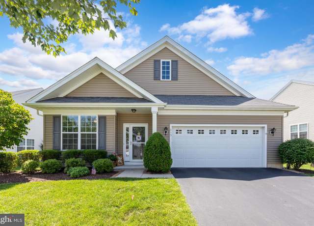 Property at 215 Gaston Ln, Coatesville, PA 19320, 2 beds, 2 baths
