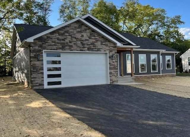 Property at 10199 Jasper Dr, Greencastle, PA 17225, 3 beds, 2 baths