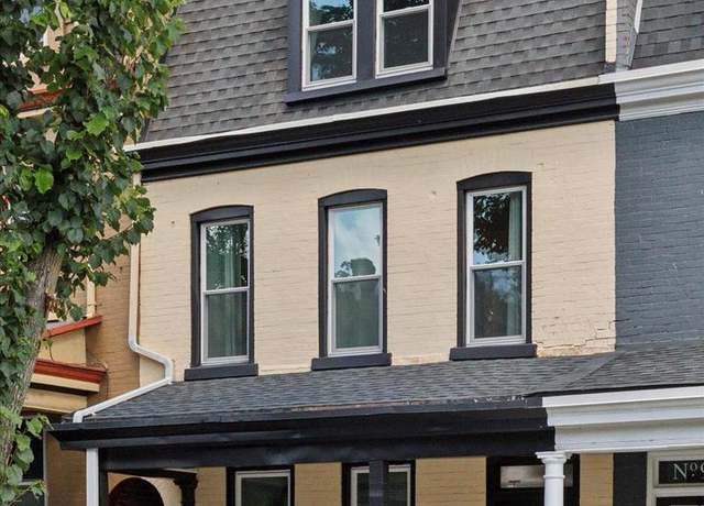 Property at 909 E Orange St, Lancaster, PA 17602, 4 beds, 2.5 baths