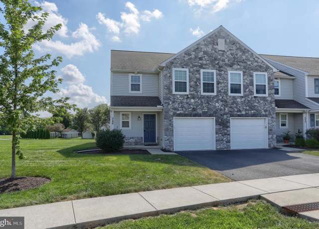 Property at 248 S Village Cir, Palmyra, PA 17078, 3 beds, 2.5 baths