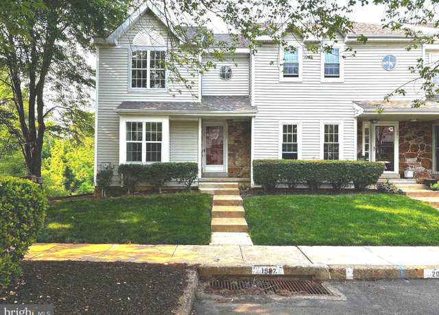 Property at 2000 Red Maple Grv, Ambler, PA 19002, 2 beds, 2.5 baths