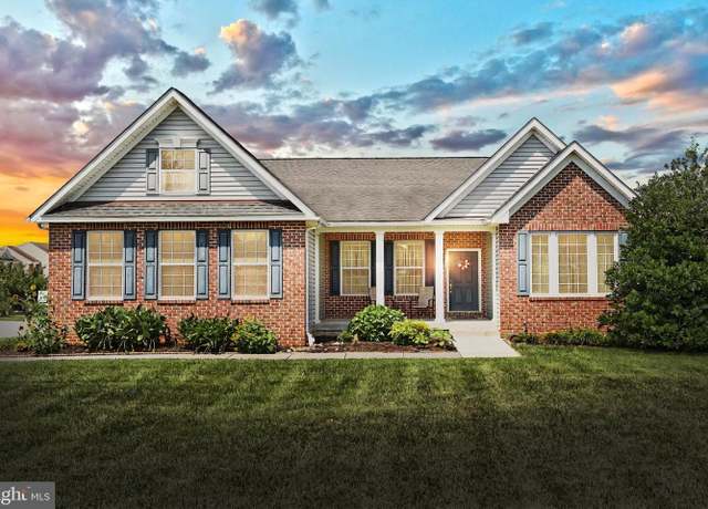 Property at 11 Joshua Dr, Hanover, PA 17331, 4 beds, 3 baths
