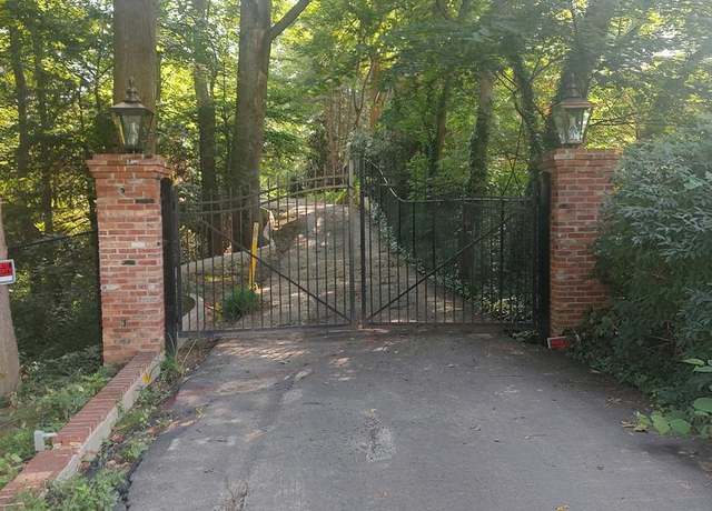Property at 4019 N Randolph St, Arlington, VA 22207