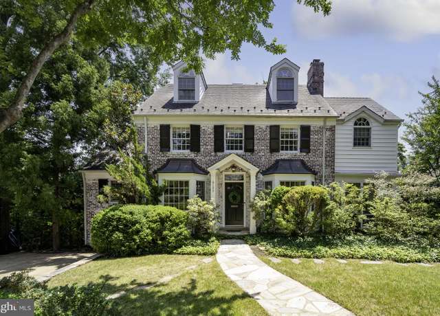 Property at 6103 Woodmont Rd, Alexandria, VA 22307, 5 beds, 4.5 baths