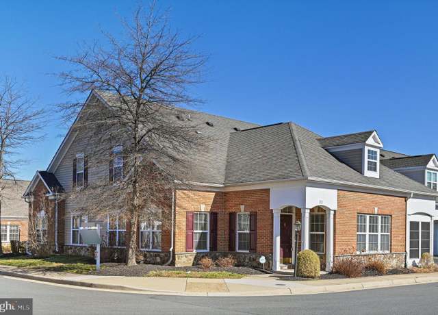 Property at 22 Harpers Mill Way, Lovettsville, VA 20180, 3 beds, 2.5 baths