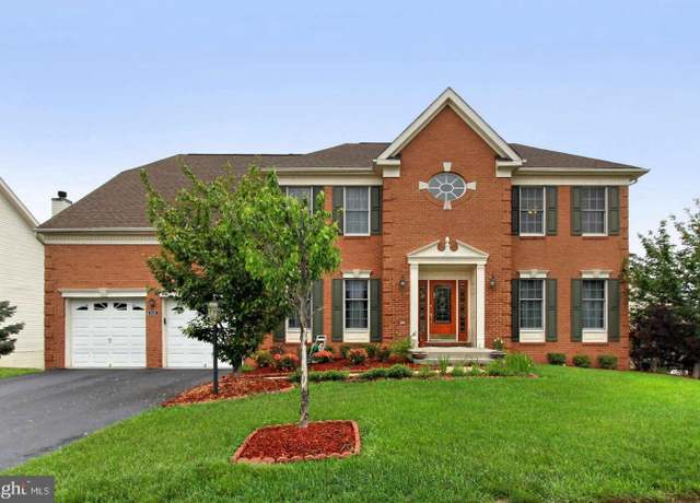 Property at 43544 Lucketts Bridge Cir, Ashburn, VA 20148, 5 beds, 4.5 baths