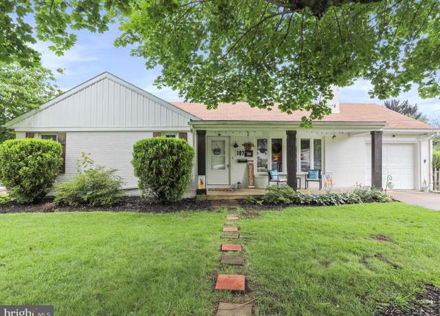 Property at 107 N Delaware Ave, Martinsburg, WV 25401, 3 beds, 2 baths