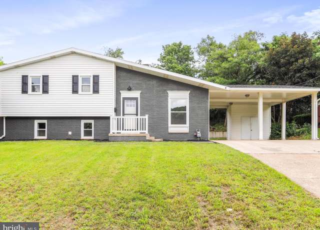 Property at 320 Valley View Ave, Keyser, WV 26726, 3 beds, 2.5 baths