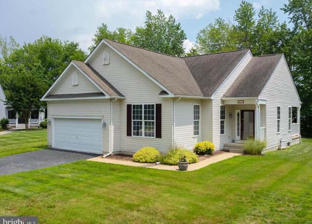 Property at 24 Berue Ct, Selbyville, DE 19975, 3 beds, 2 baths