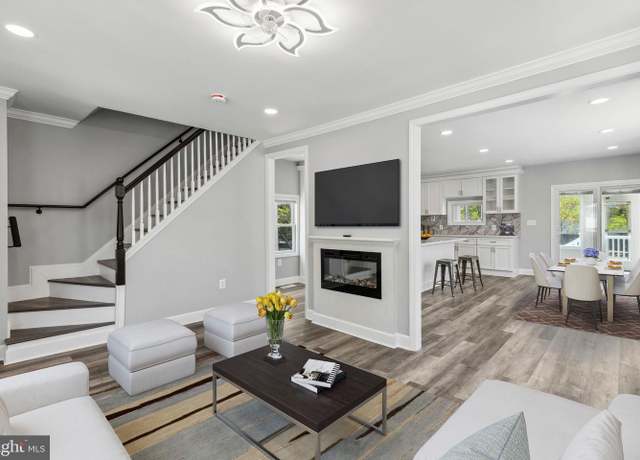 Property at 2811 Christopher Ave, Baltimore, MD 21214, 4 beds, 2 baths