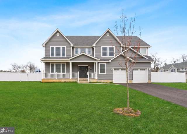 Property at 4 Sander Way, Bayville, NJ 08721, 4 beds, 3 baths