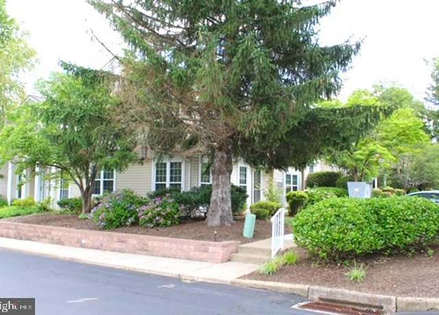 Property at 12018 Beacon Hill Dr, Southampton, PA 18966, 2 beds, 2 baths