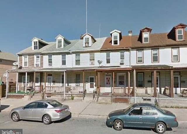 Property at 617 S Front St, Steelton, PA 17113, 3 beds, 1 bath