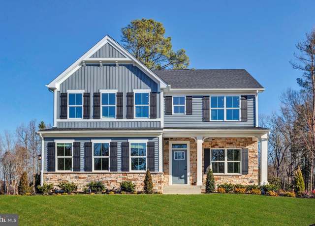 Property at 1923 Shannon Drive South, Greencastle, PA 17225, 4 beds, 2.5 baths