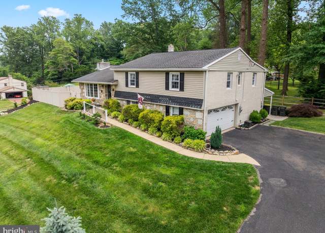 Property at 147 Deer Run Rd, Willow Grove, PA 19090, 4 beds, 2.5 baths