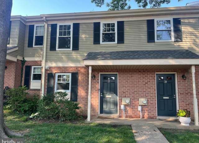 Property at 37 Winston Ct, Blue Bell, PA 19422, 2 beds, 1.5 baths