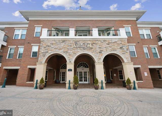 Property at 2301 25th St S #302, Arlington, VA 22206, 1 bed, 1 bath