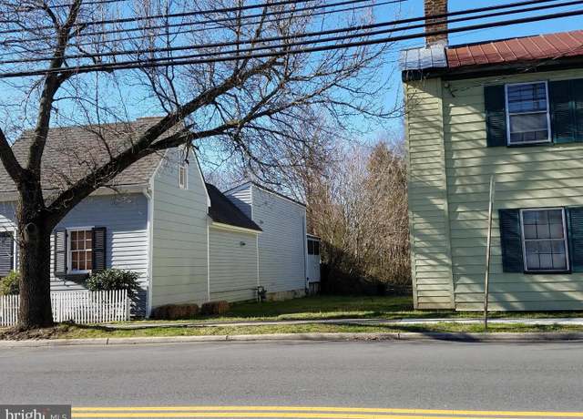 Property at 308 Charles St, Fredericksburg, VA 22401