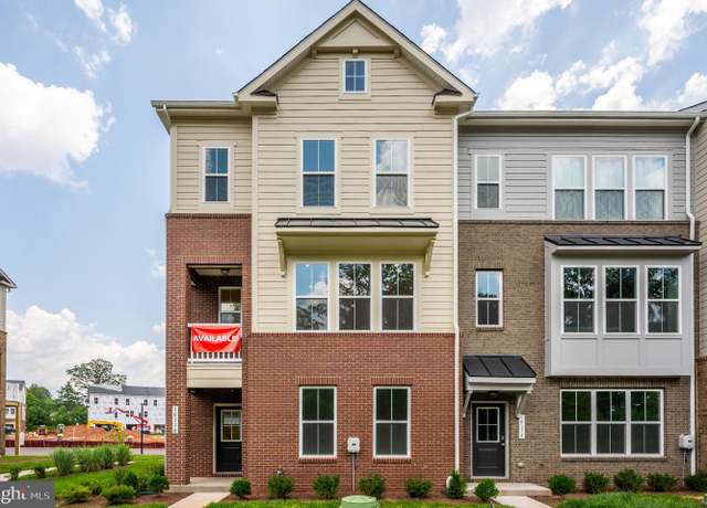 Property at 10170 Queens Way, Manassas, VA 20110, 4 beds, 3.5 baths