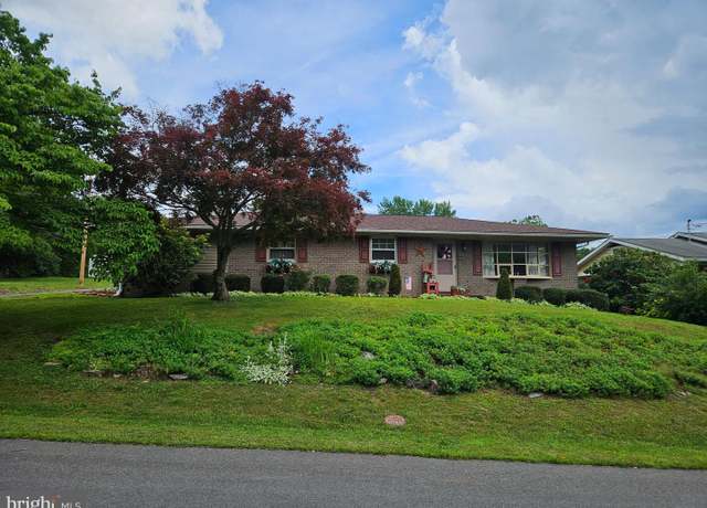Property at 112 N Frederick Ave, Ridgeley, WV 26753, 3 beds, 1.5 baths