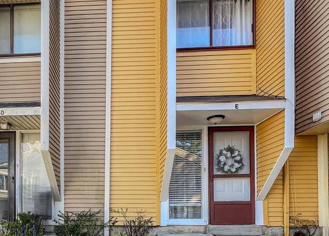 Property at 7183-E Cimarron Ct, Frederick, MD 21703, 3 beds, 2.5 baths