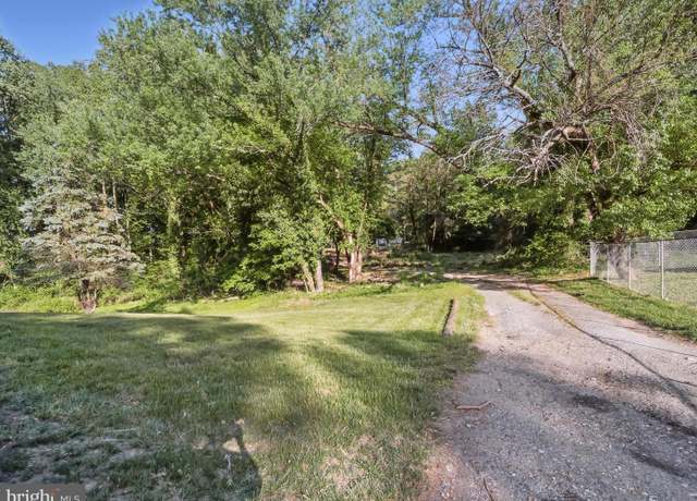 Property at 5625 Oakford Rd, Capitol Heights, MD 20743