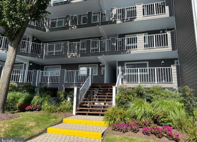 Property at 427 14th St Unit 206 M, Ocean City, MD 21842, 2 beds, 2 baths