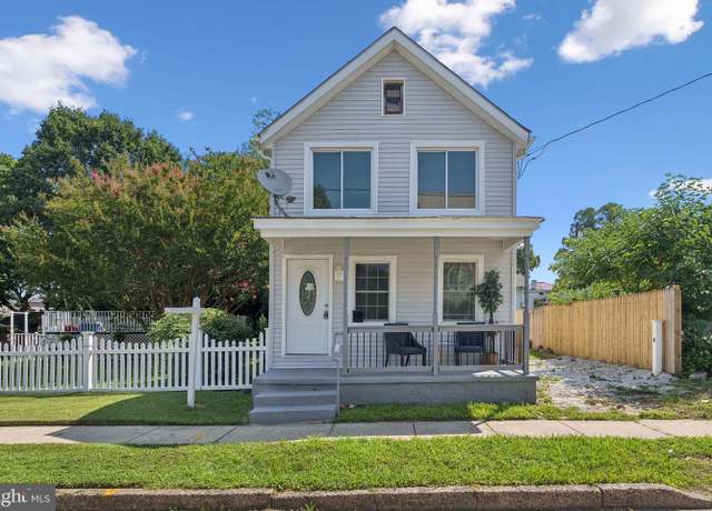 Property at 124 Cooper St, Beverly, NJ 08010, 4 beds, 2 baths