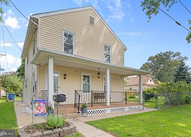 Property at 501 6th St E, Florence, NJ 08518, 3 beds, 1.5 baths