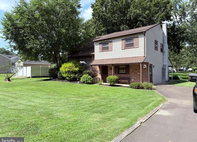 Property at 324 Eastwood Ave, Feasterville-trevose, PA 19053, 4 beds, 1.5 baths