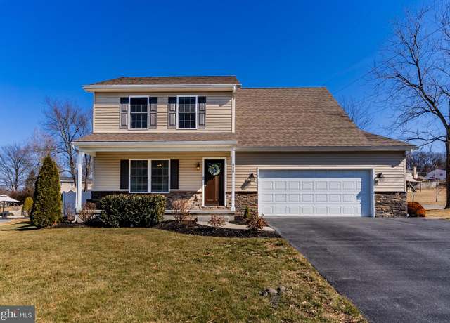 Property at 515 Spring Run Dr, Mechanicsburg, PA 17055, 3 beds, 2.5 baths