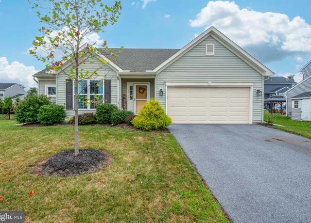 Property at 20 Cranberry Cir, Denver, PA 17517, 3 beds, 2 baths